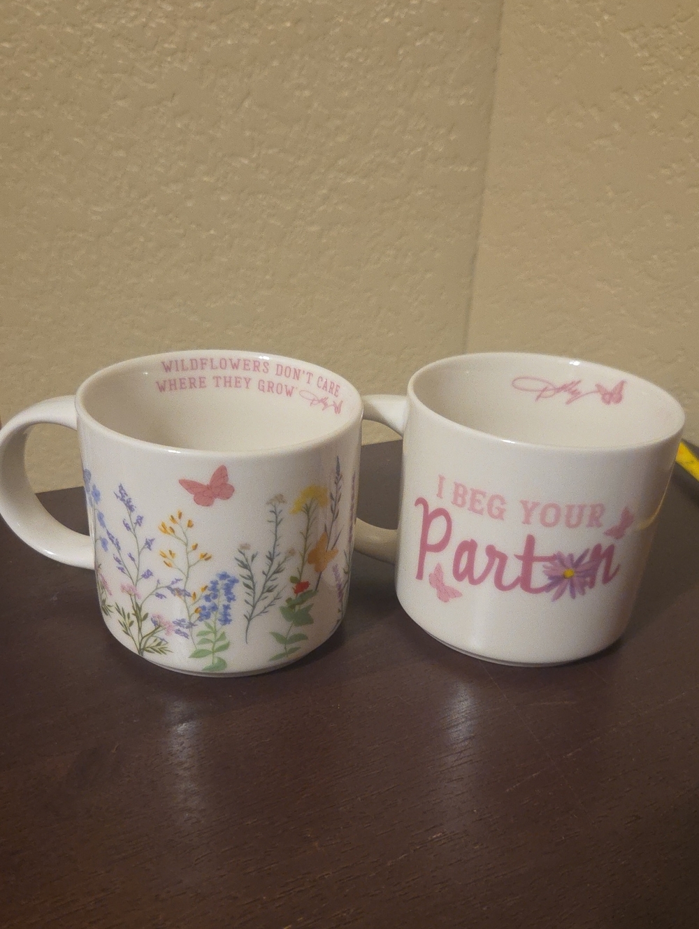 2 Dolly Coffee Cups
